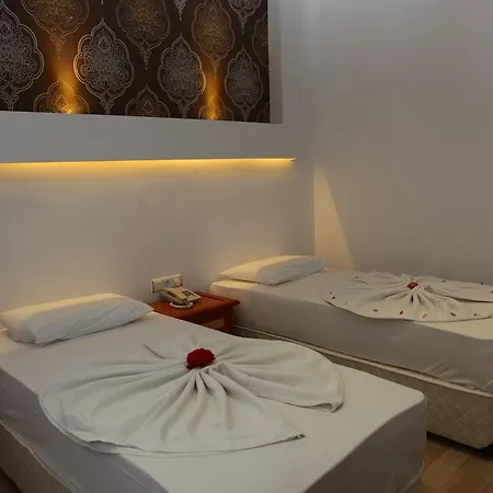 Saray Apart מלון דירות אלאניה