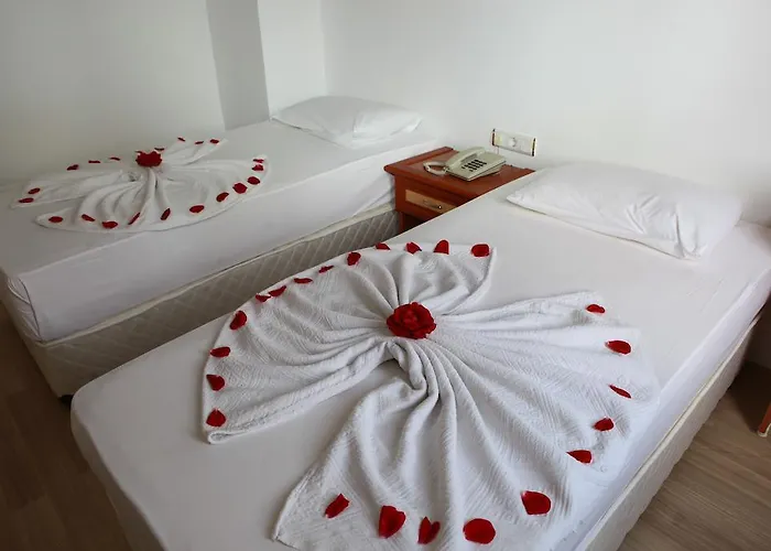 Saray Apart Apart Otel *